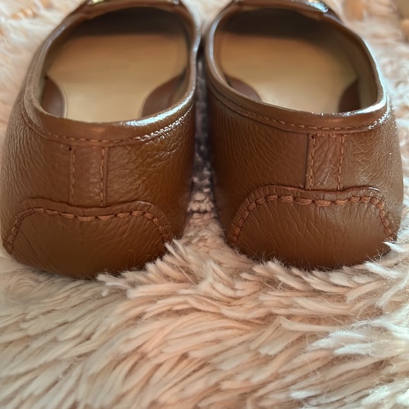 Michael Kors Logo Flats w/Matching Crossbody in “Luggage“-Set - Picture 11 of 15